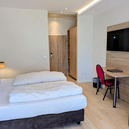 Hotel Und Weingut Karlsmuehle Mertesdorf Экстерьер фото