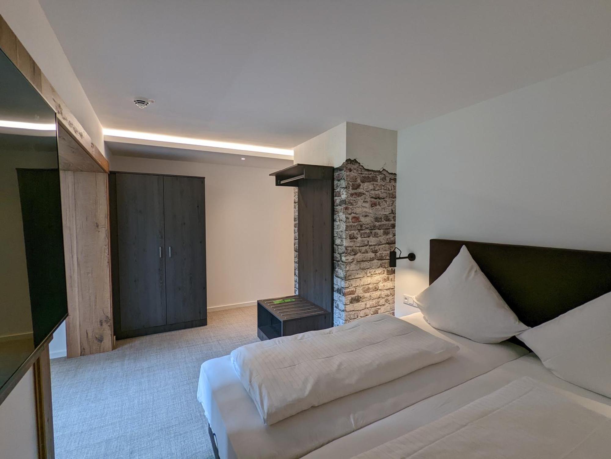 Hotel Und Weingut Karlsmuehle Mertesdorf Экстерьер фото