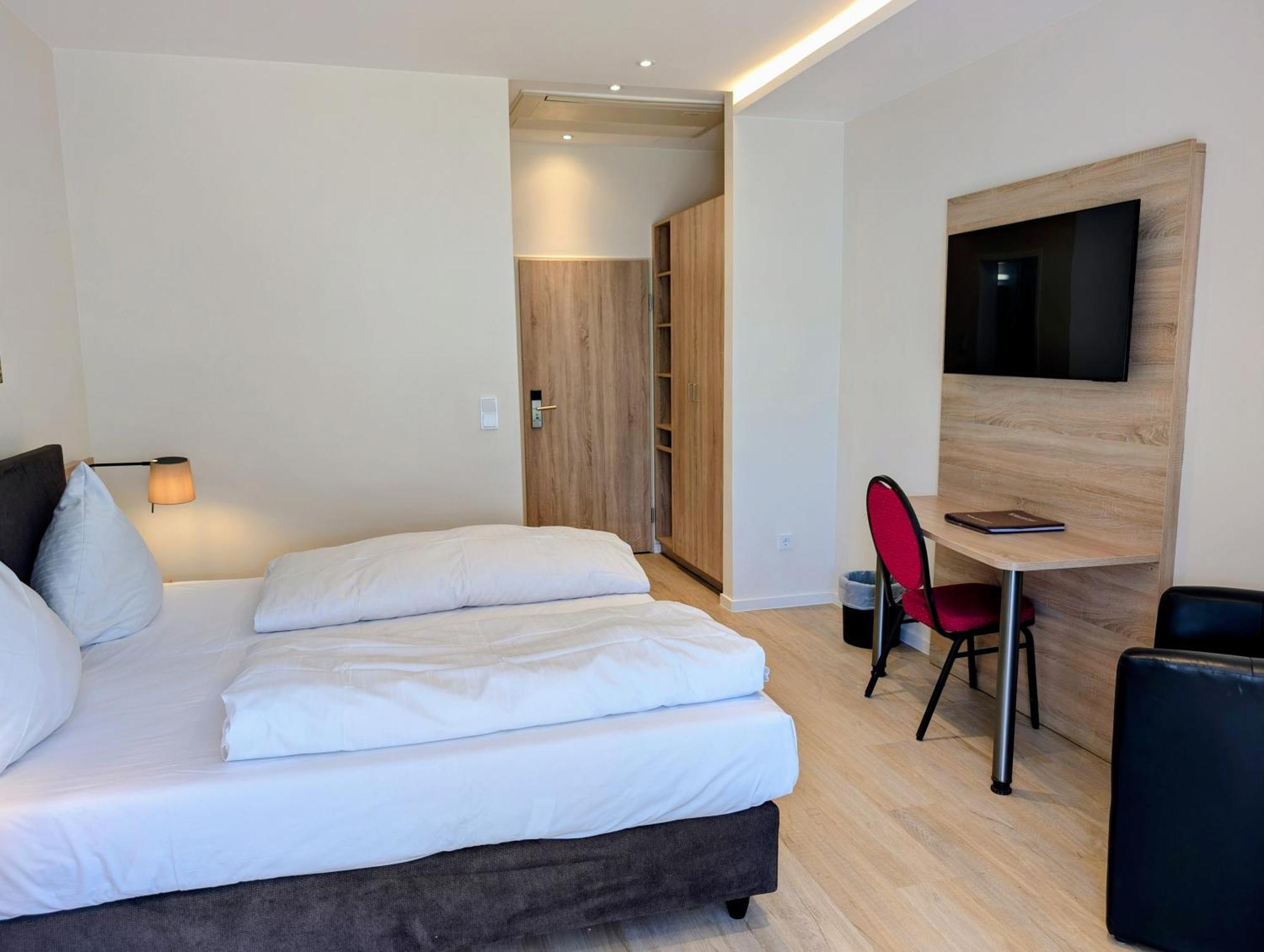 Hotel Und Weingut Karlsmuehle Mertesdorf Экстерьер фото